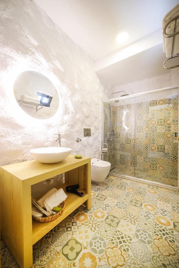 Huzurla Otel Izmir Exteriör bild