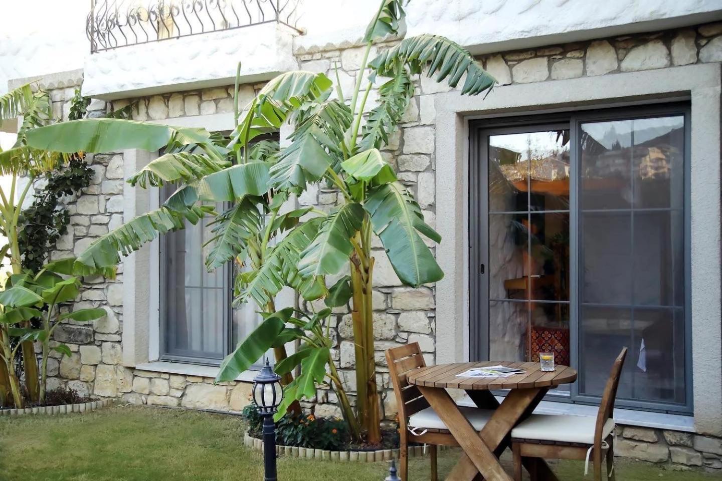 Huzurla Otel Izmir Exteriör bild